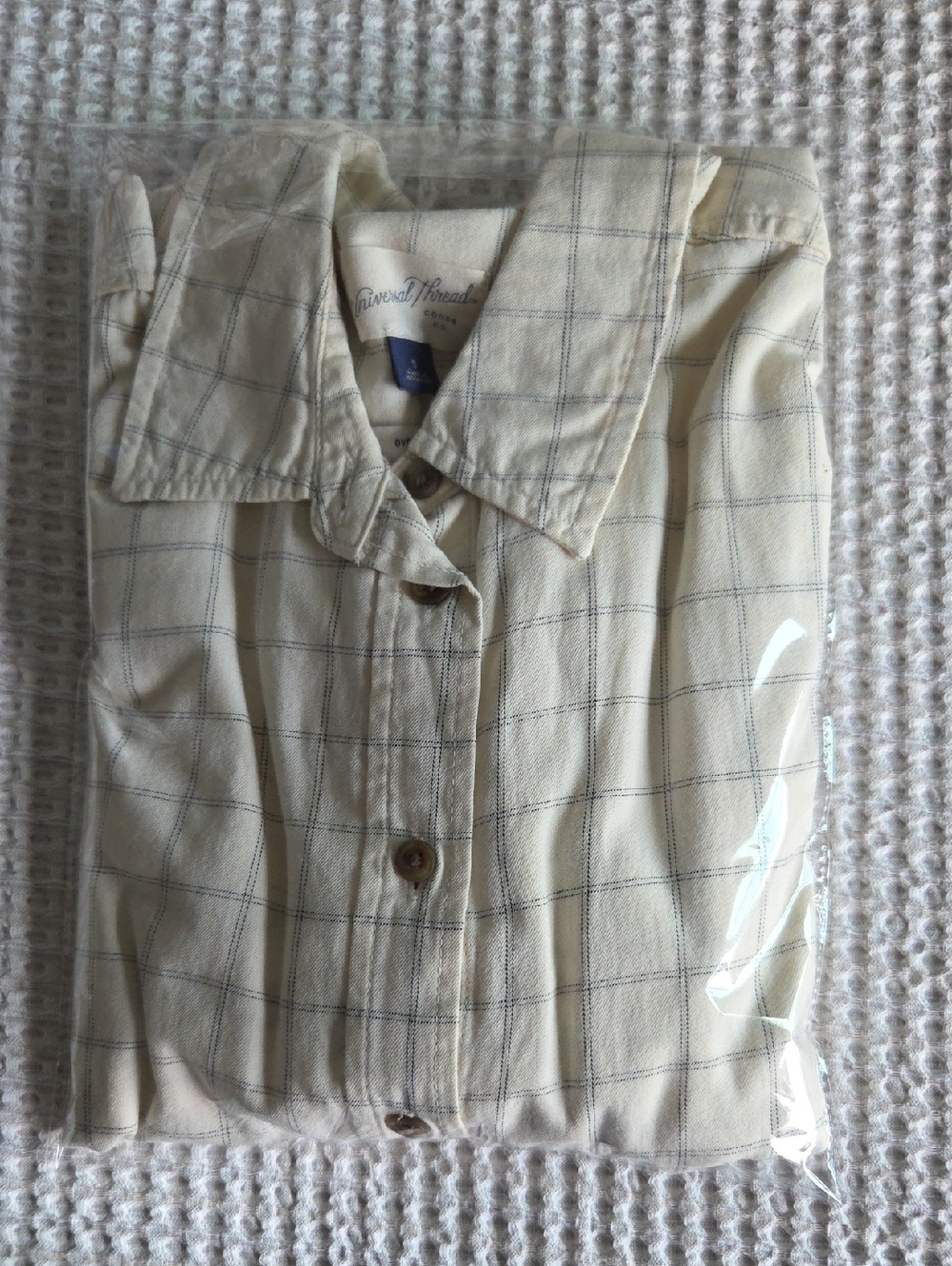 Universal Thread Long Sleeve Oversized Button-Down Shirt - Picture 8 of 8